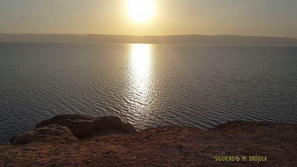 Puesta de sol en el mar Muerto - Jordania